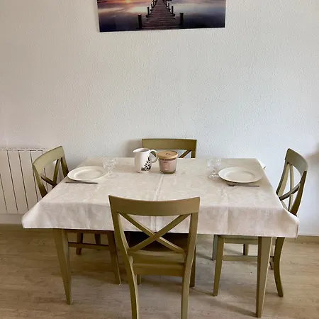 Apartment Appartement 4 Personnes Entierement Renove En Oct 25 Domaine De Valescure *