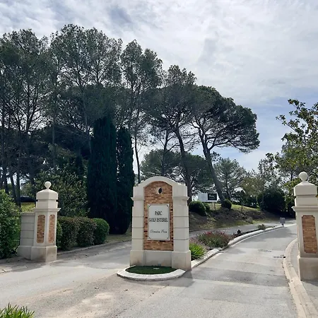 Appartement 4 Personnes Entierement Renove En Oct 25 Domaine De Valescure